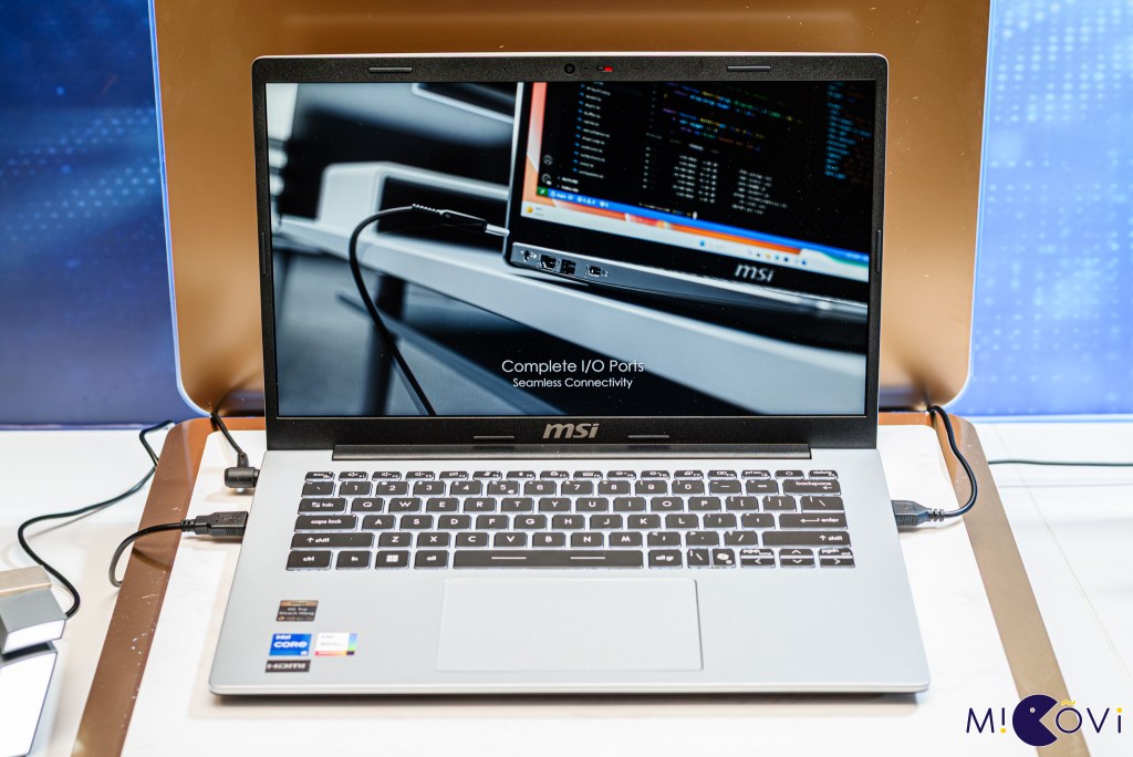 msi-gaming-laptop-rtx-50-series-titan-18-hx-dragon-migovi-15