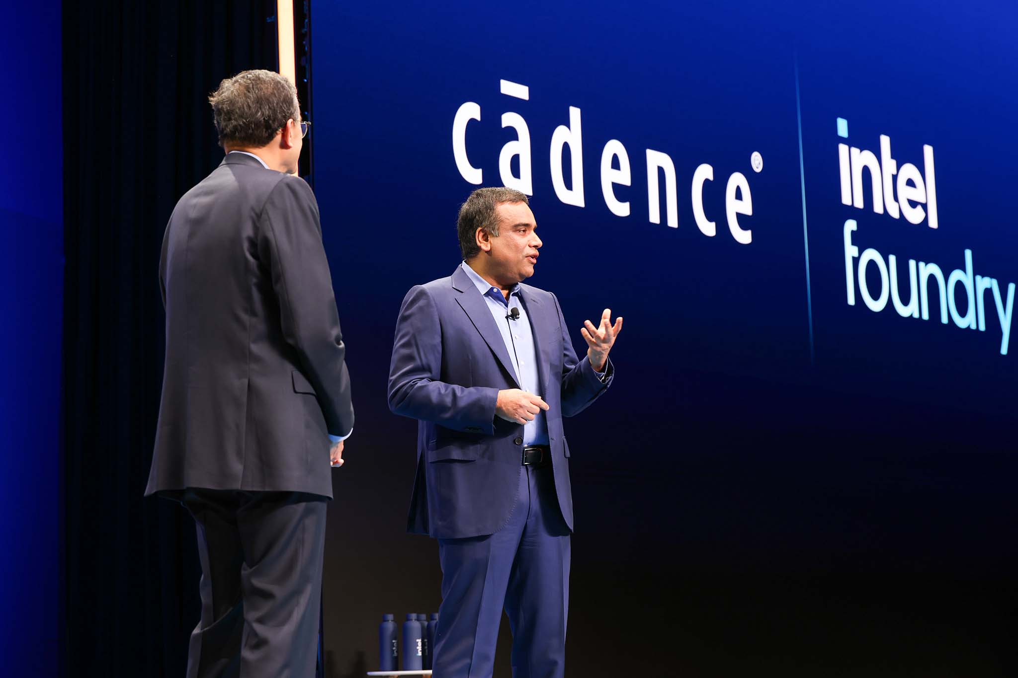 phan-tich-intel-foundry-direct-connect-2025-phan-3-cadence-migovi