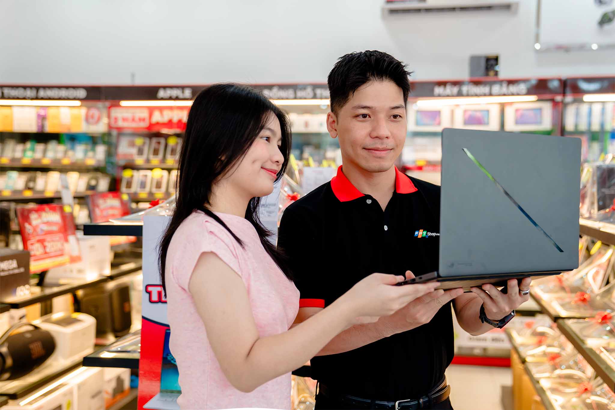 fpt-shop-khuyen-mai-laptop-gia-8990000-migovi