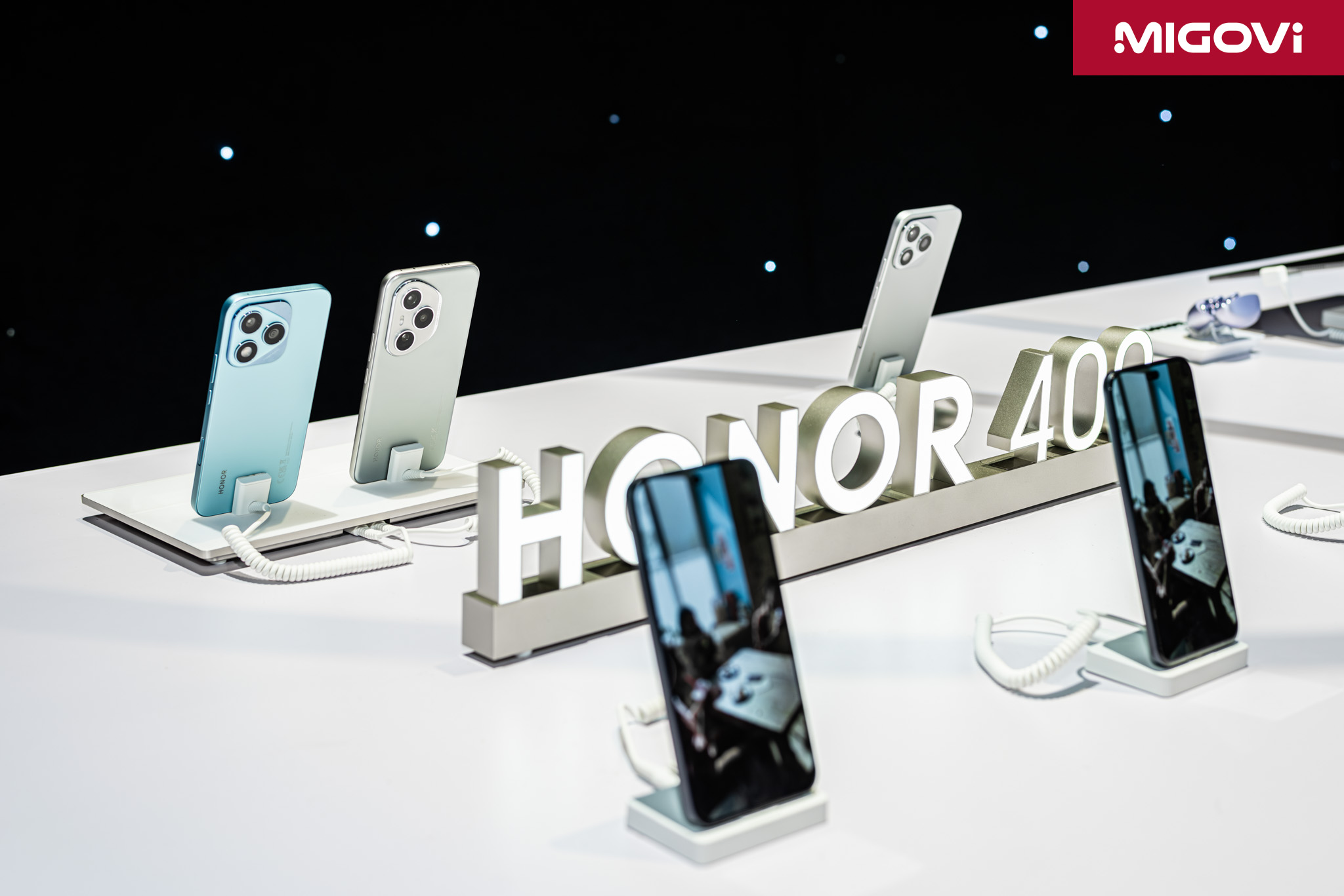 honor-400-series-5g-gia-8990000-migovi