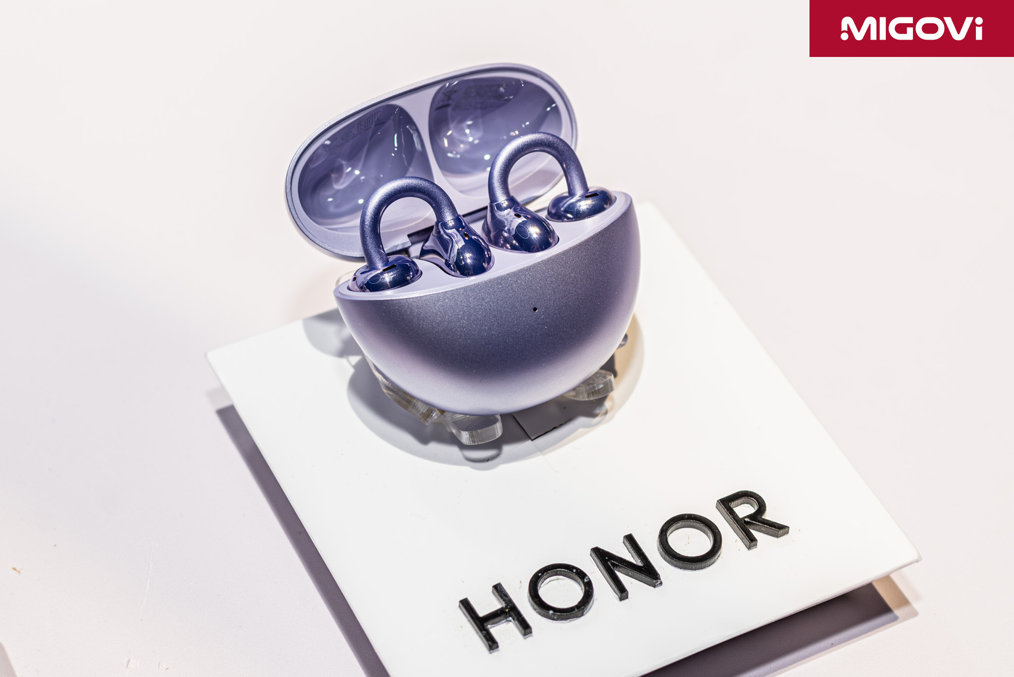 honor-400-series-5g-gia-8990000-migovi