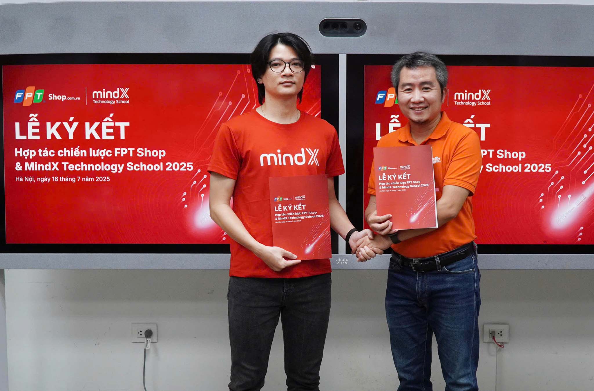 fpt-shop-uu-dai-diem-tot-nghiep-thpt-migovi