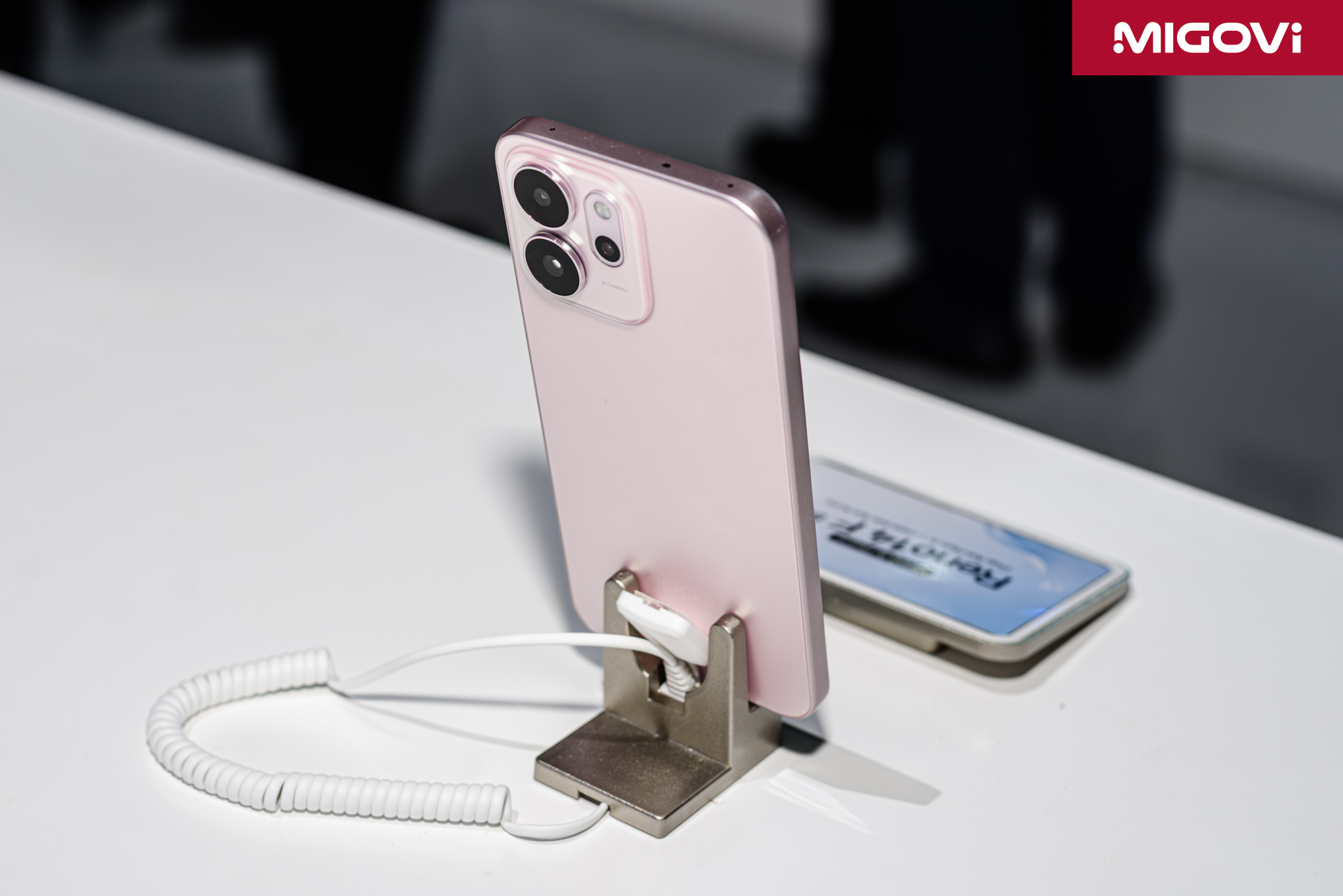 oppo-reno14-series-son-tung-m-tp-gia-10490000-migovi