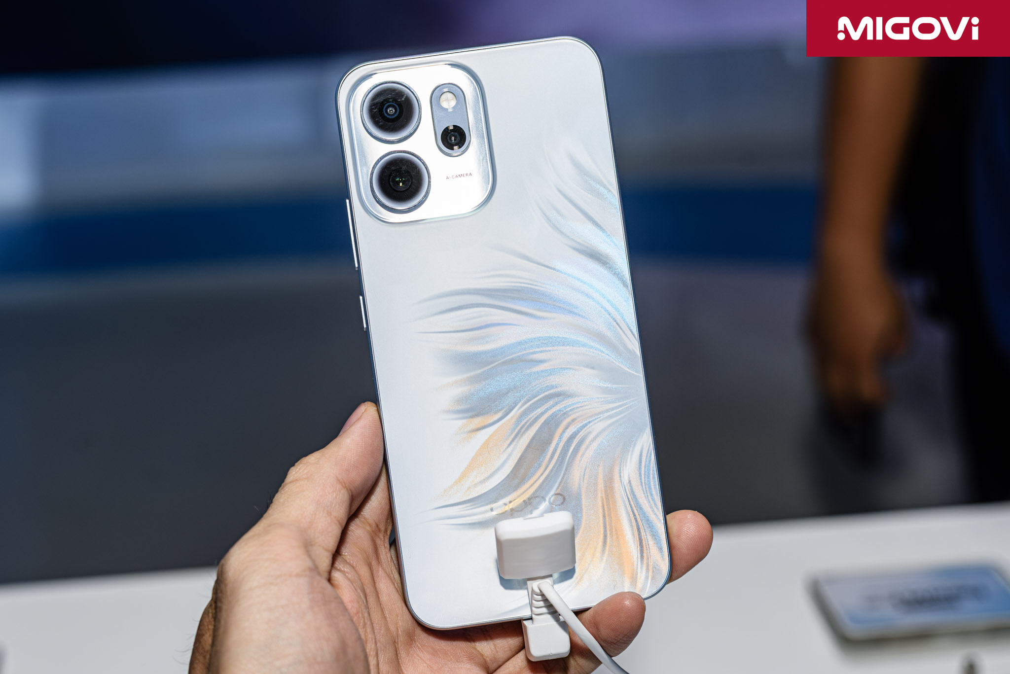 oppo-reno14-series-son-tung-m-tp-gia-10490000-migovi