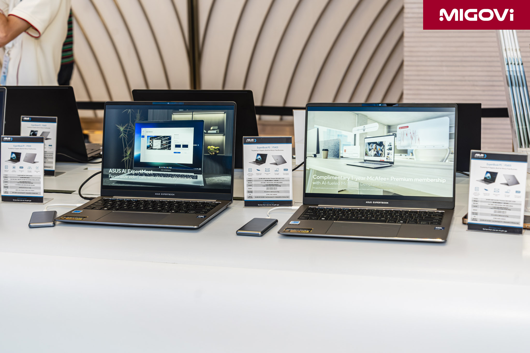 asus-expertbook-p1-p3-p5-laptop-migovi