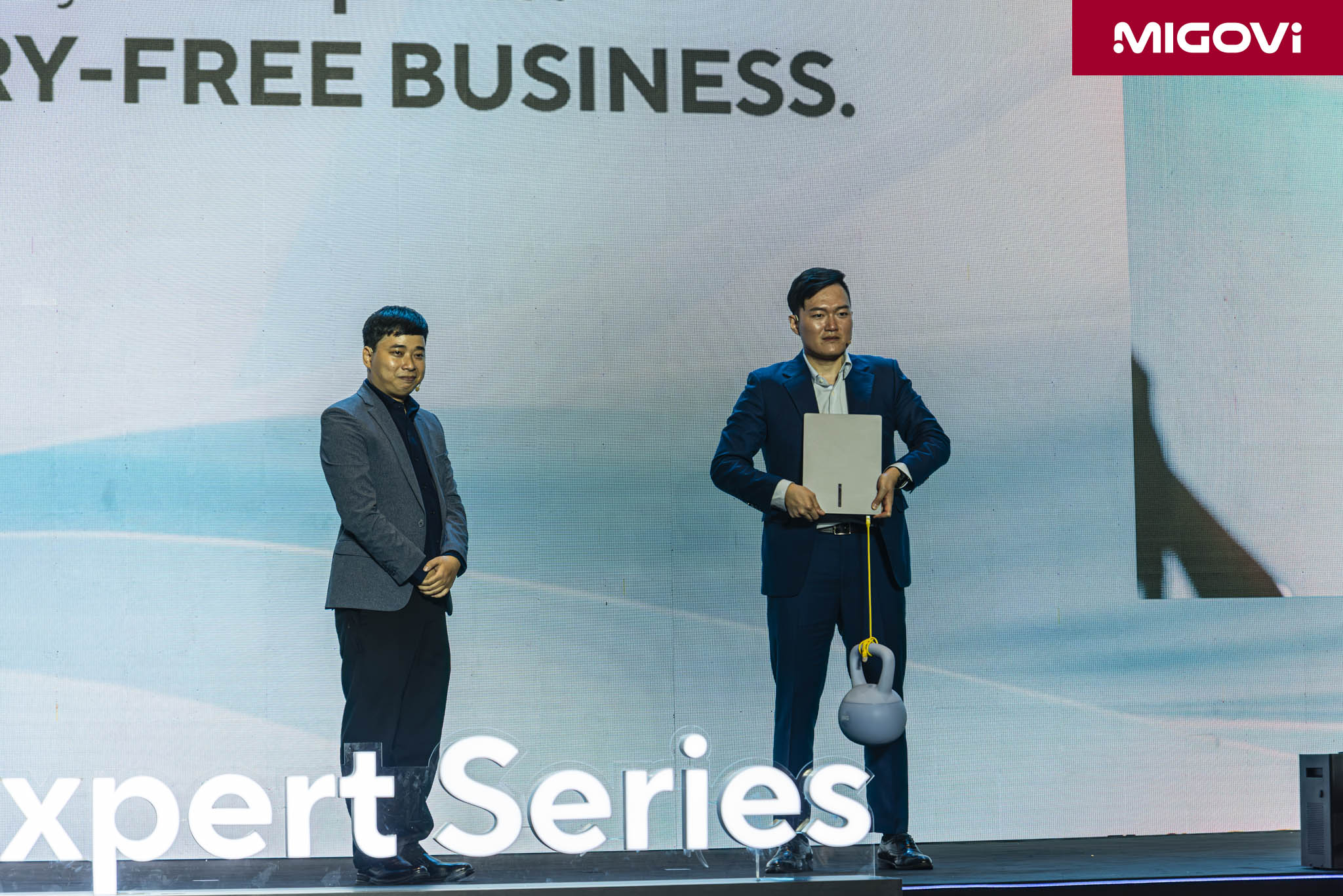 asus-expertbook-p1-p3-p5-laptop-migovi