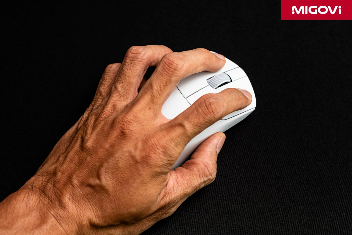 danh-gia-corsair-sabre-v2-pro-review-migovi