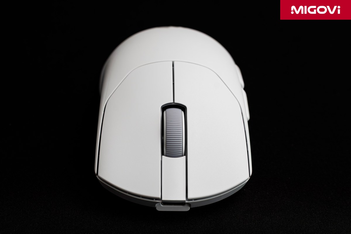 danh-gia-corsair-sabre-v2-pro-review-migovi