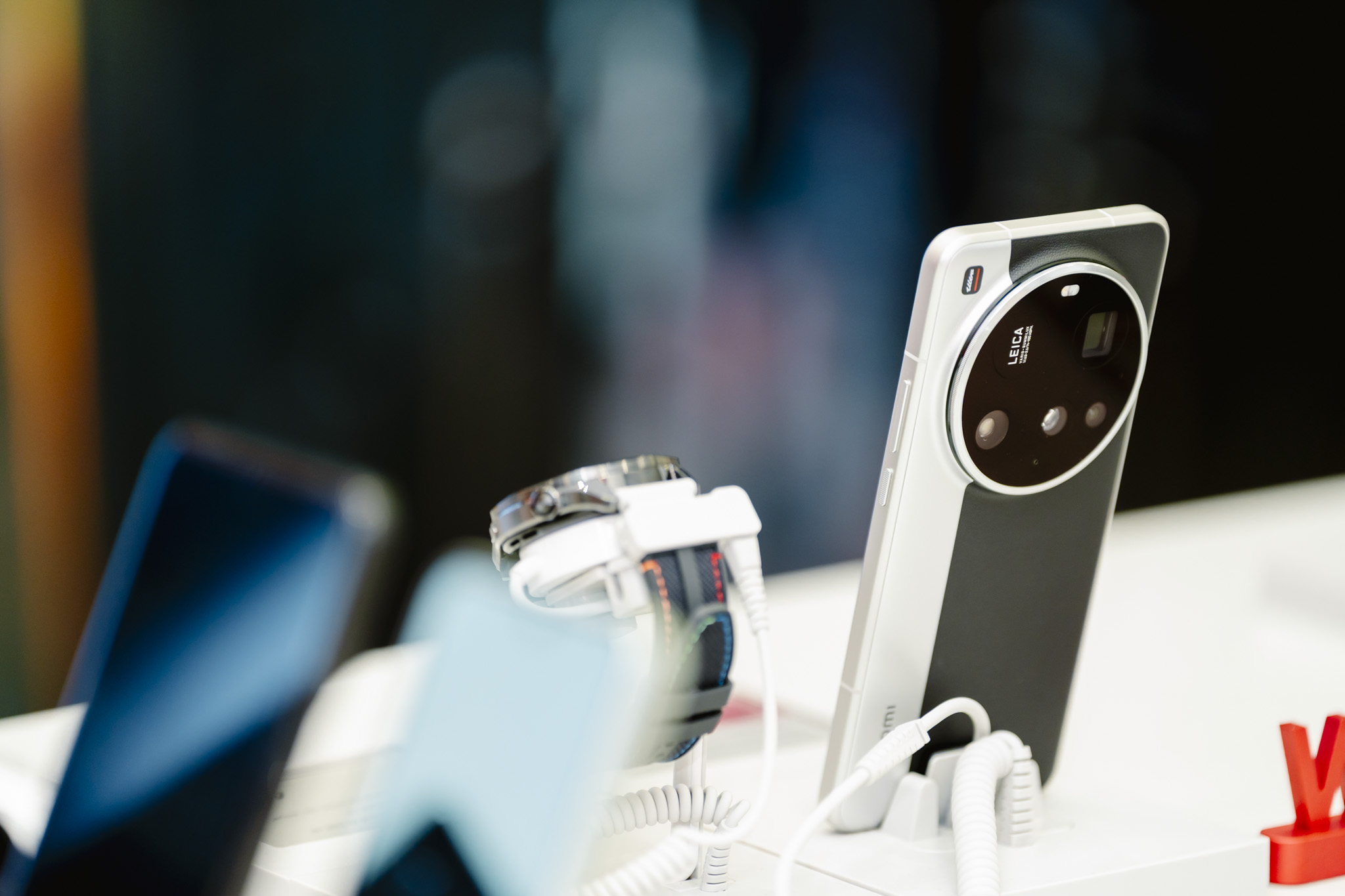 khai-truong-cua-hang-xiaomi-chinh-thuc-viet-nam-migovi