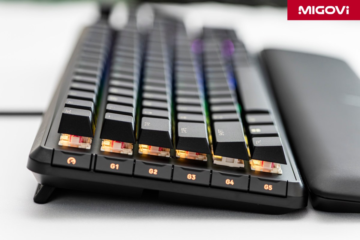 danh-gia-corsair-vanguard-96-review-migovi