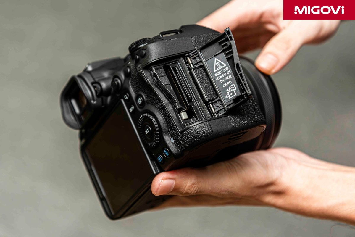 canon-eos-r6-mark-iii-gia-71830000-migovi