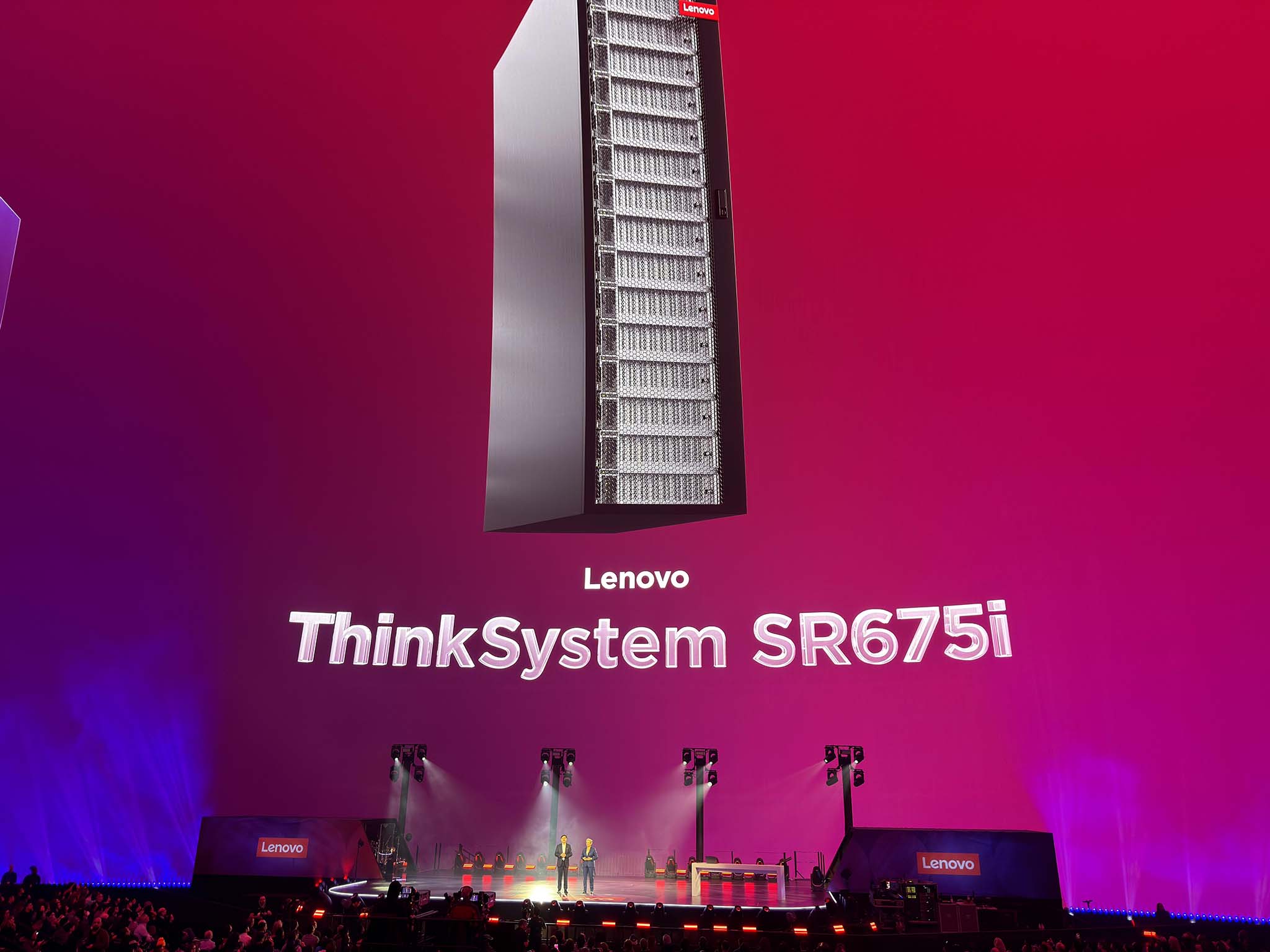 Lenovo Tech World 2026 Agentic Ai Qira Thinksystem Sr675i