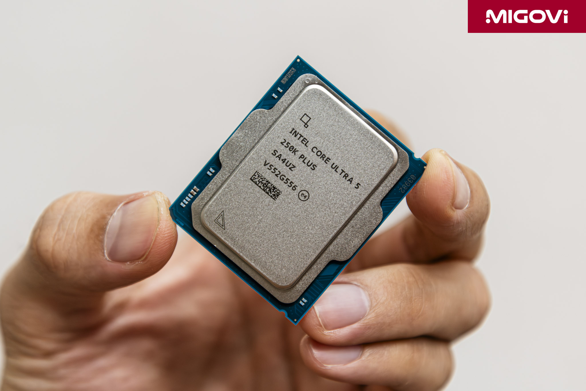 Intel Core Ultra 200s Plus 250k 270k Migovi 21