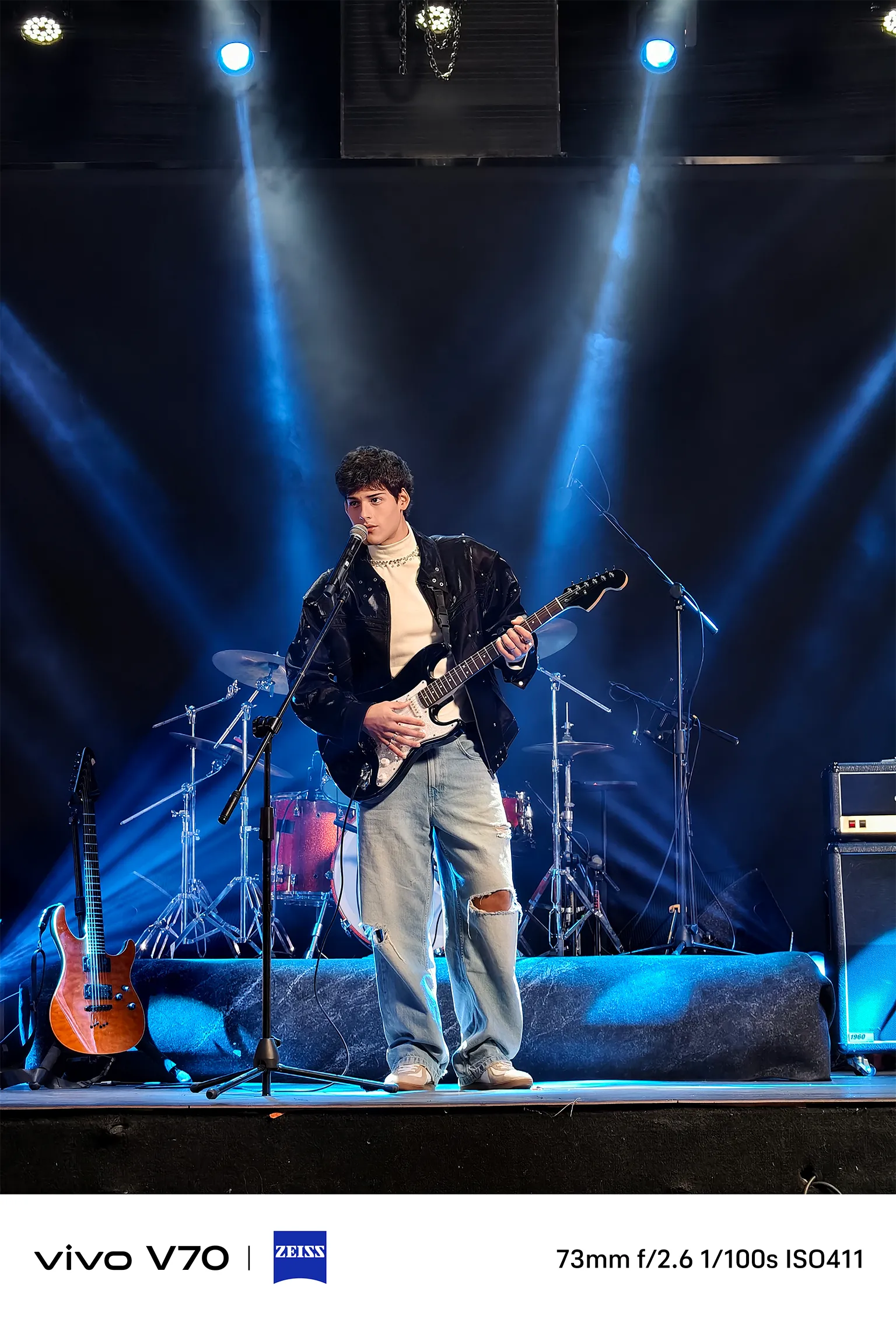 Vivo Pop Mart V70 Zsiga Camera