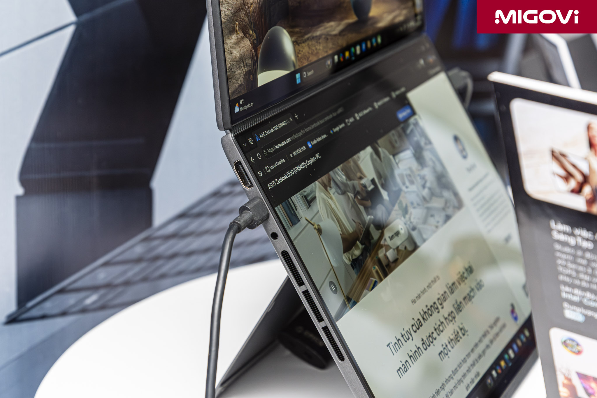 Asus Zenbook Duo Gia 82990000 Migovi 10