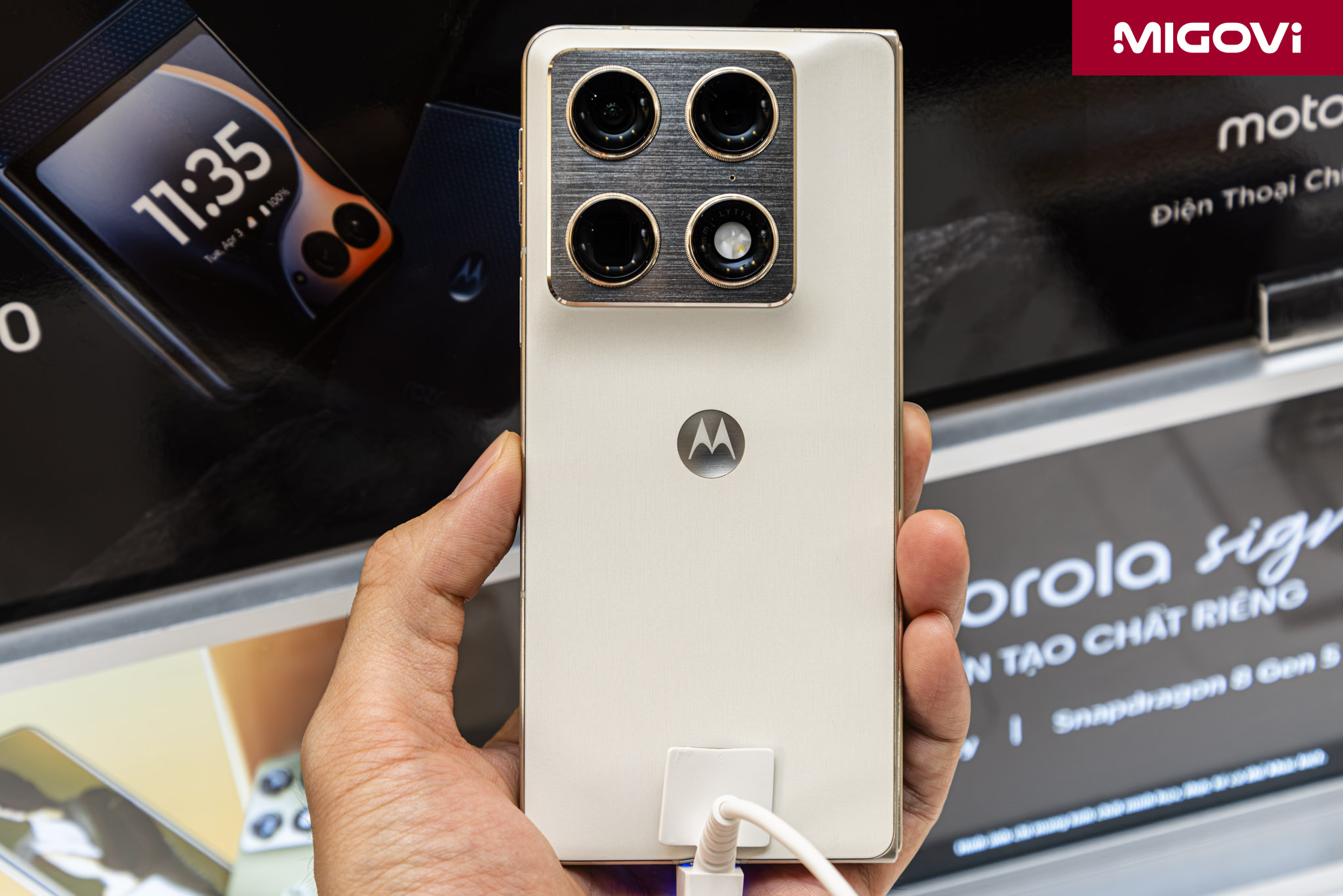 Motorola Razr Fold Gia 49990000 Migovi 19