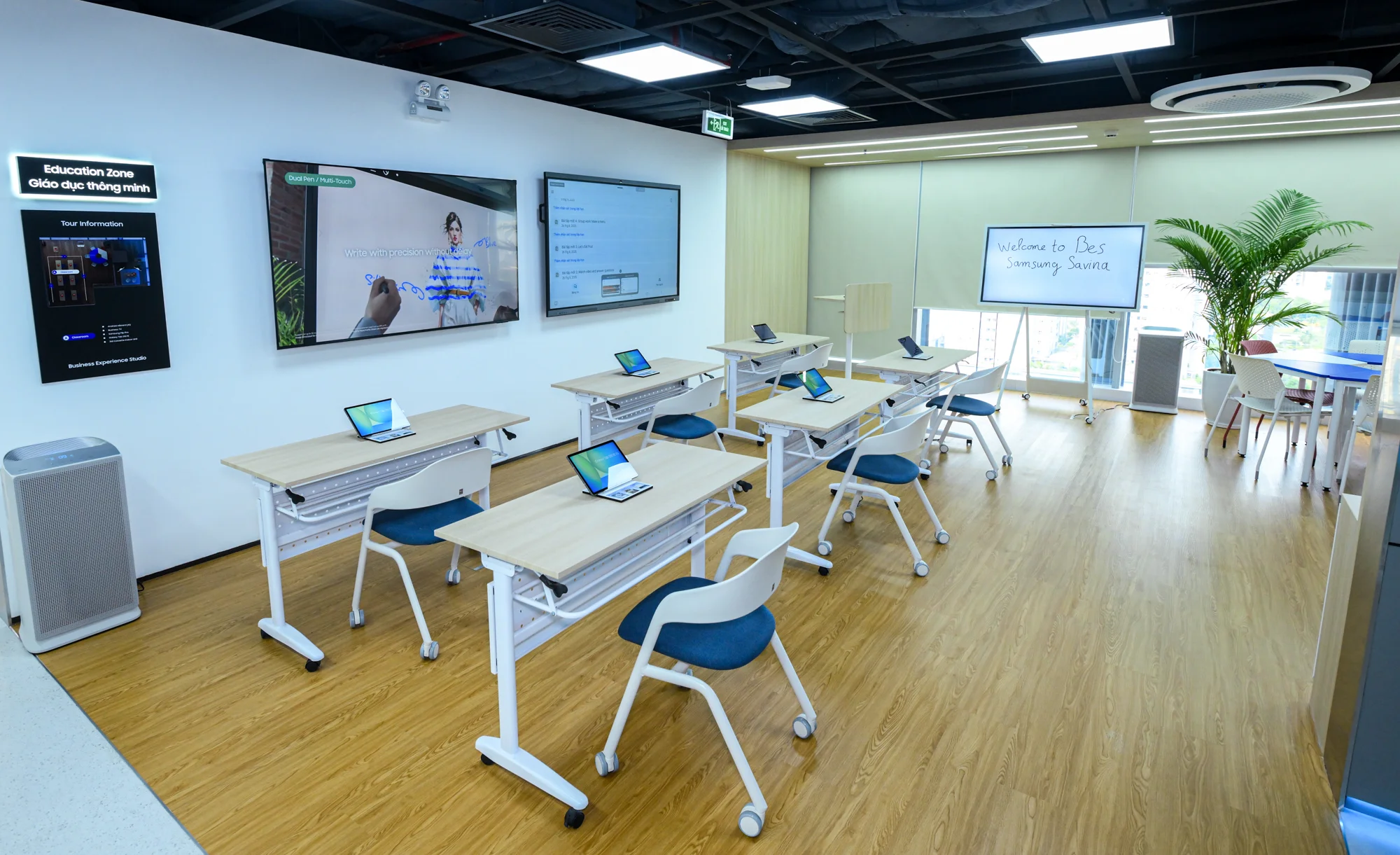 Samsung Bes Business Experience Studio Education Zone