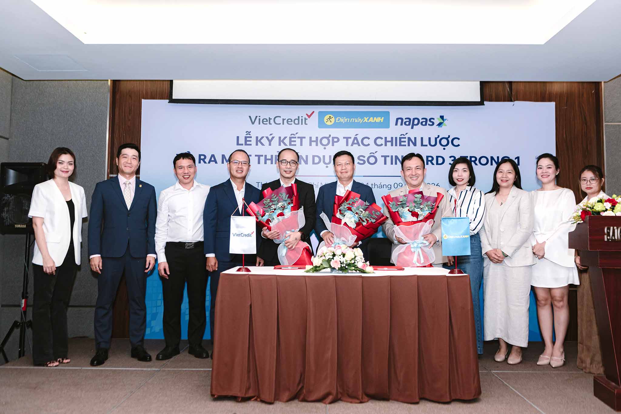 Dien May Xanh Vietcredit Tincard 3 Trong 1 3