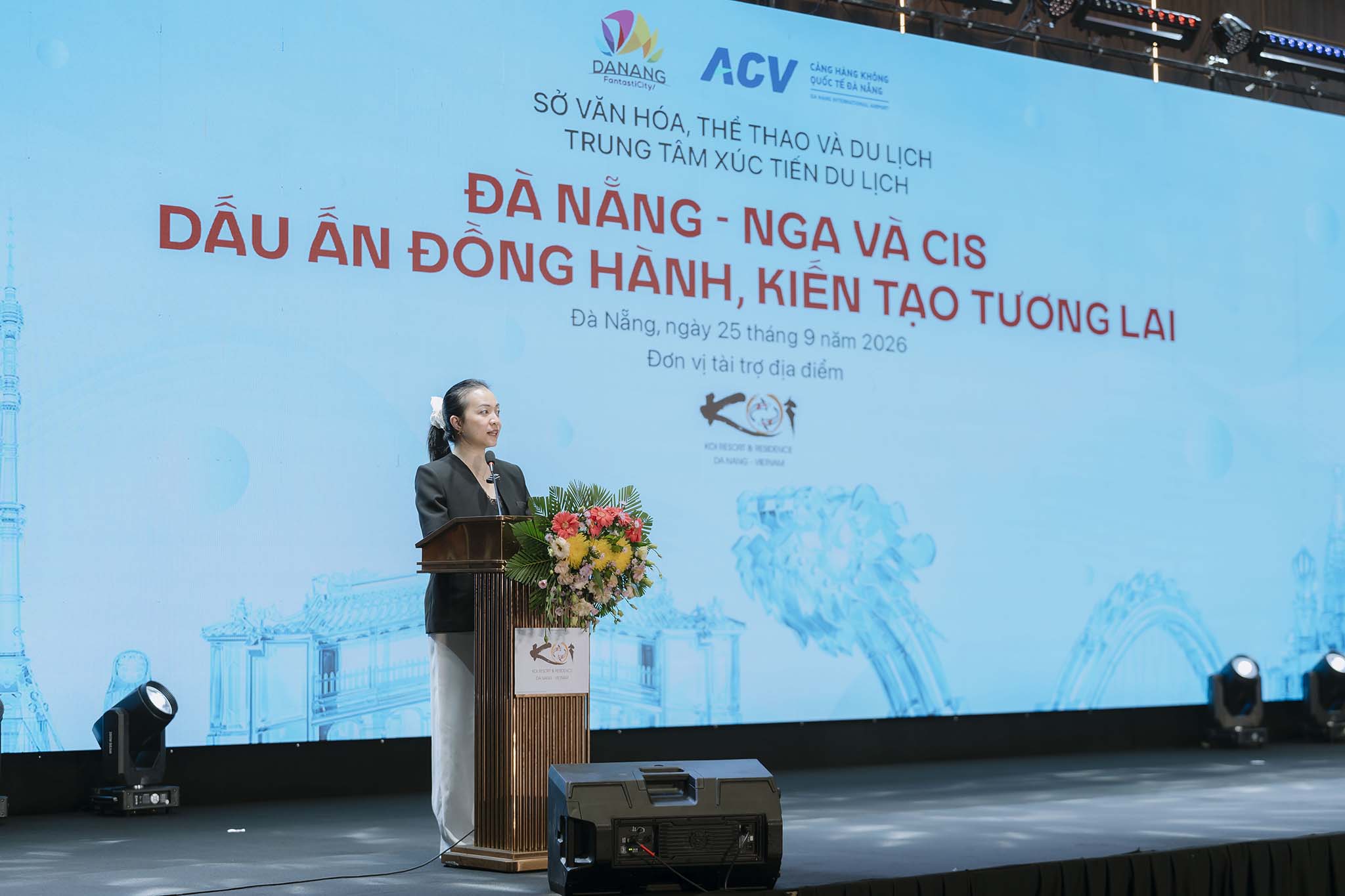 1 Trieu Luot Du Khach Nga Toi Viet Nam 4